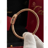 ساعت مچی زنانه کارتیه مدل النگویی ( های کپی ) Cartier Baignoire